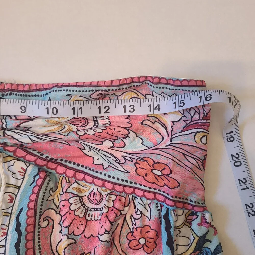 Paisley Print Halter Maxi Dress – Size M (6) - Picture 8 of 10